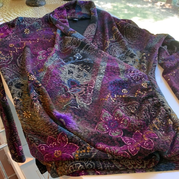 Unique Wrap Long Sleeve Blouse Gorgeous Floral Embellishments - Picture 4 of 8